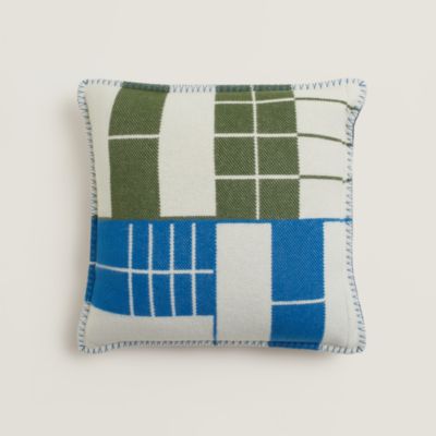 HERMES・エルメス◆ゼブラジグザグ・クッション Zebre Zig Zag pillow - Brown | Hermès USA